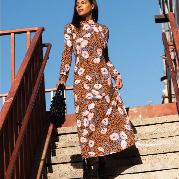 Free People Dresses & Skirts - Free People Retro Romance Midi Dress